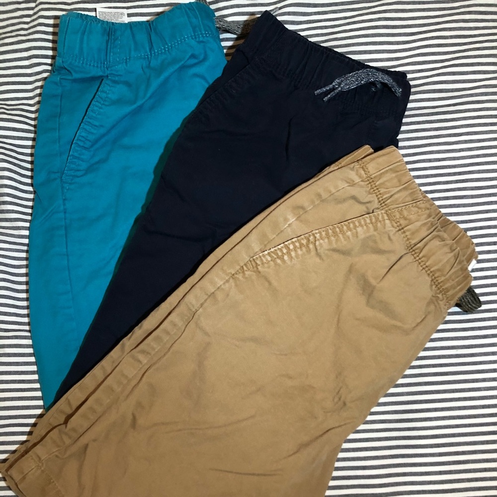 Boys Old Navy Shorts Size 10-12 (3 pairs)